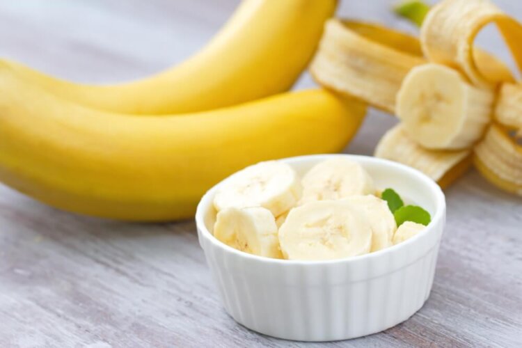 一 本 の カロリー バナナ