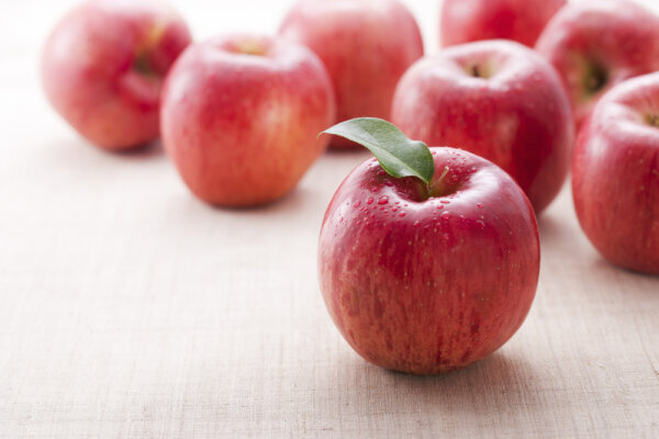 りんごの栄養成分と効能効果〜健康に良いは本当なのか管理栄養士が徹底検証！〜