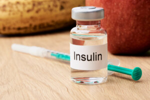 インスリンとは〜糖尿病との関係・療法・注射の使い方を分かりやすく解説〜