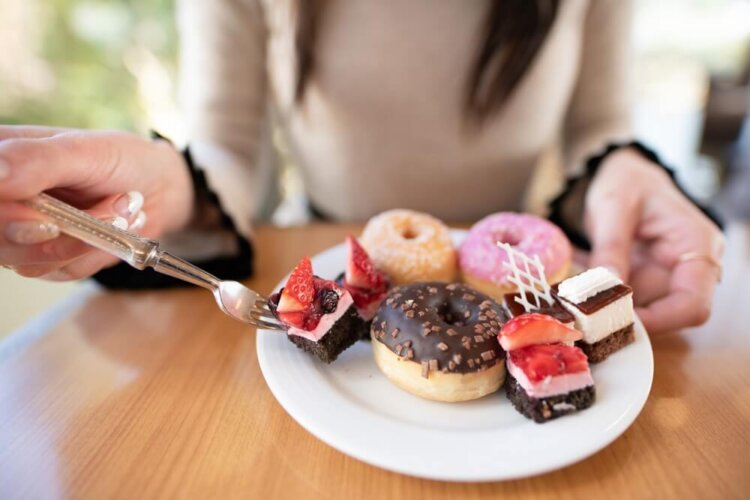 甘い誘惑に負けてしまうあなたへ！血糖値サプリ＆飲料ランキング