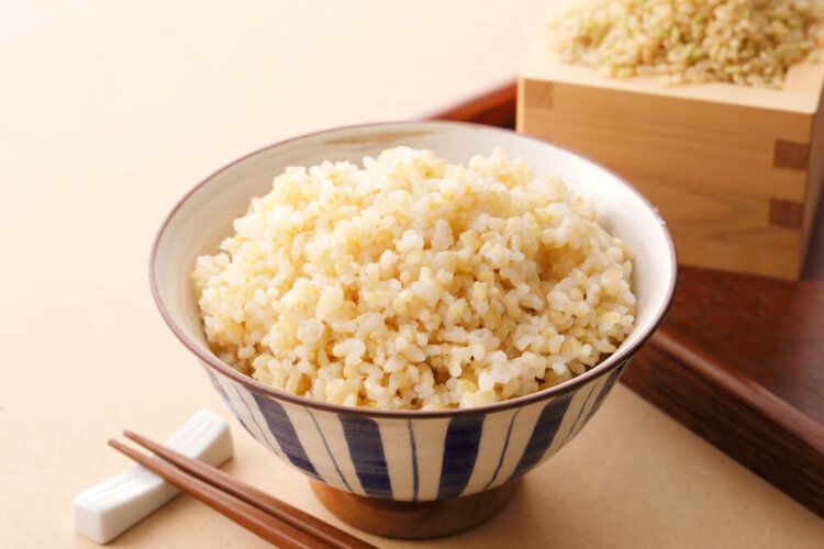 玄米とは~白米との違いや肝臓に悪いという噂について管理栄養士が解説~