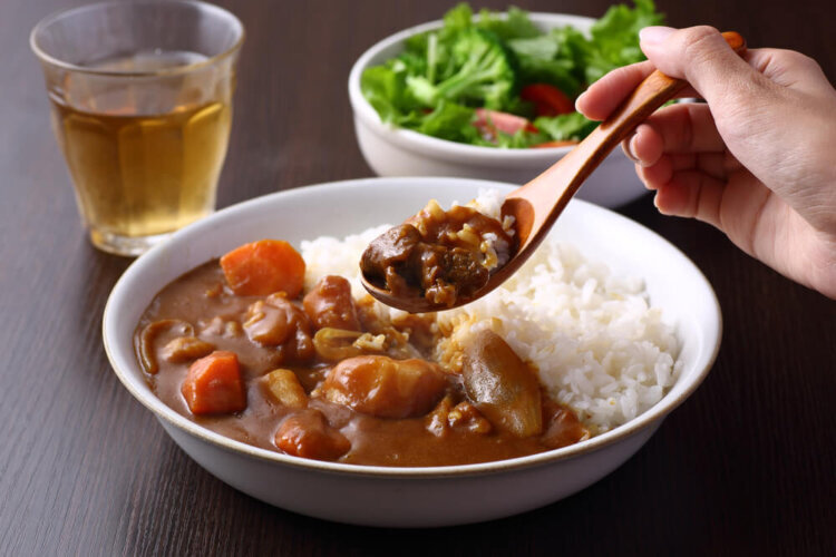 カレーは糖質が高め？〜とっておきのレシピとともにポイント解説〜