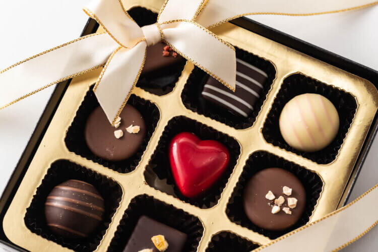 糖尿病の人はバレンタインチョコを食べてもいいの?~低糖質な商品もご紹介~