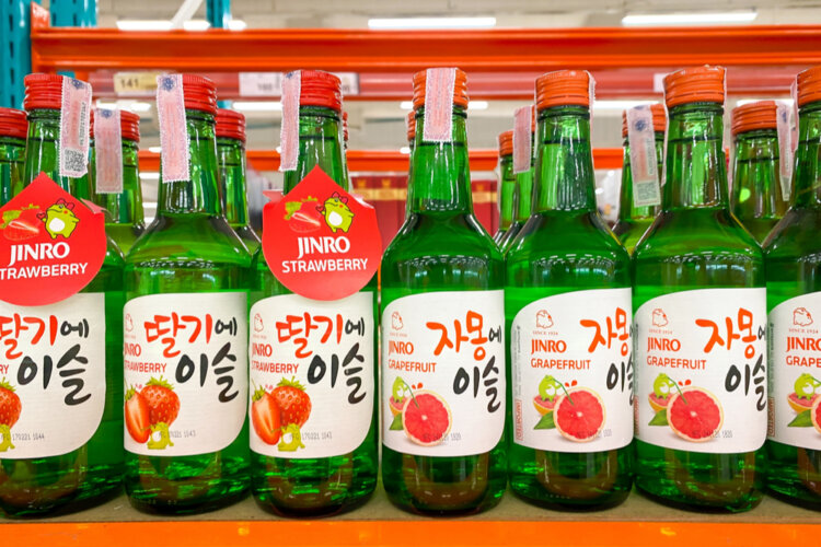 大人気の韓国焼酎「チャミスル」のカロリーと糖質