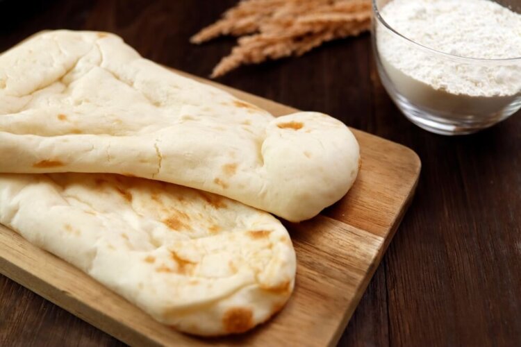 ナンのカロリーと糖質は高い?〜栄養とダイエットの観点からわかりやすく解説〜