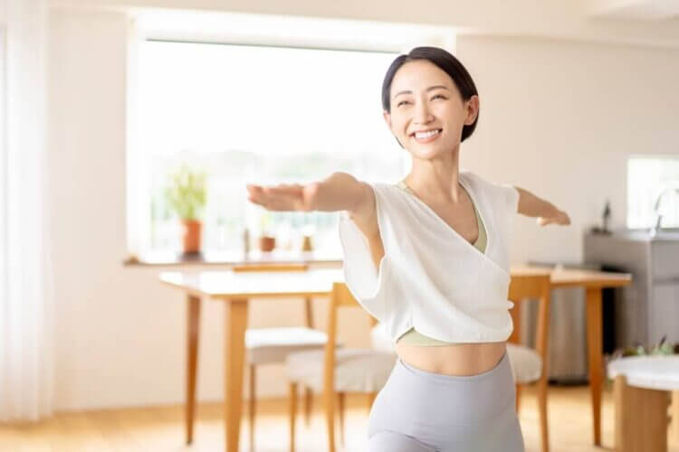 【自宅で簡単】運動不足の解消術を知ろう〜正月太りに効く運動も紹介〜